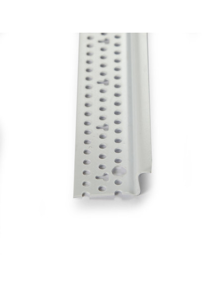 PVC užbaigimo profilis 3781 su suformuota 6 mm pločio šešėline siūle 3.05m