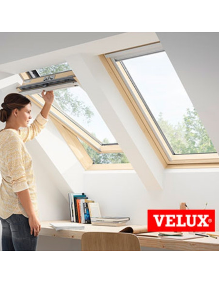 Šilumą taupantis stogo langas VELUX Standard Plus GLL 1055 su rankena viršuje 55x78cm CK02 