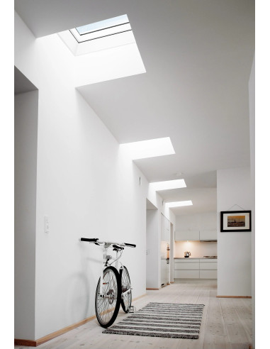 VELUX CVJ 2220 elektrinis 50cm pagrindas | Ypač aukštas | Statybų Turgus