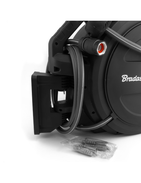 Laistymo žarnos ritė, 1/2'' 50m su priedais. Statybinės medžiagos