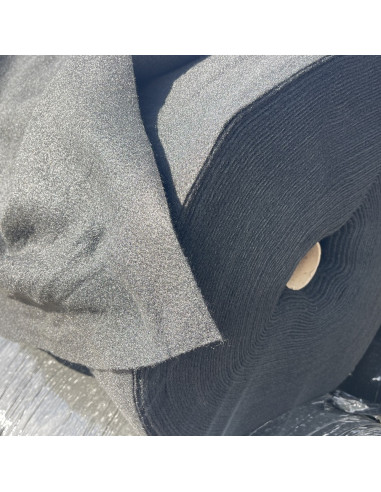 Geotekstilė neaustinė, juoda, plotis 4.5m, storis 200g/m2 (rulone 50m, t.y. 225m2)