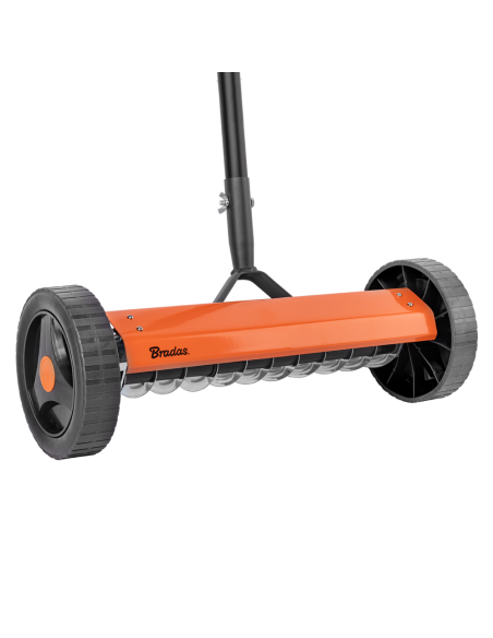 Rankinis aeratorius su ratukais 34 cm KT-V2045 | Samanų grėblys