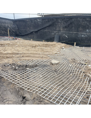 Geotinklas dviašis 40/40 PET, MAX 40, plotis 5m (rulone 100m, t.y. 500m2)