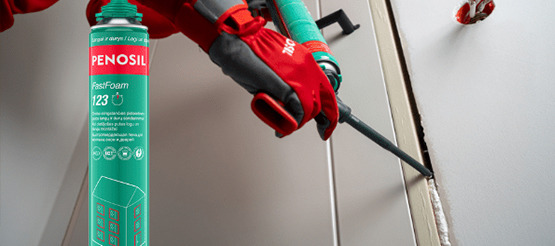 Putos langams ir durims - stingimas per 2-3 min., apdaila po 2 val. PENOSIL FastFoam 123